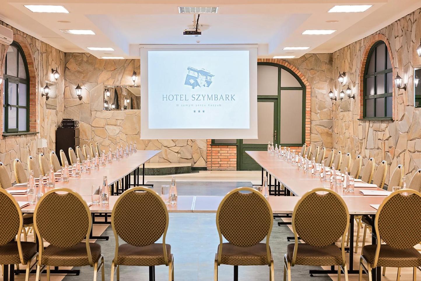 Hotel Szymbark Exteriér fotografie
