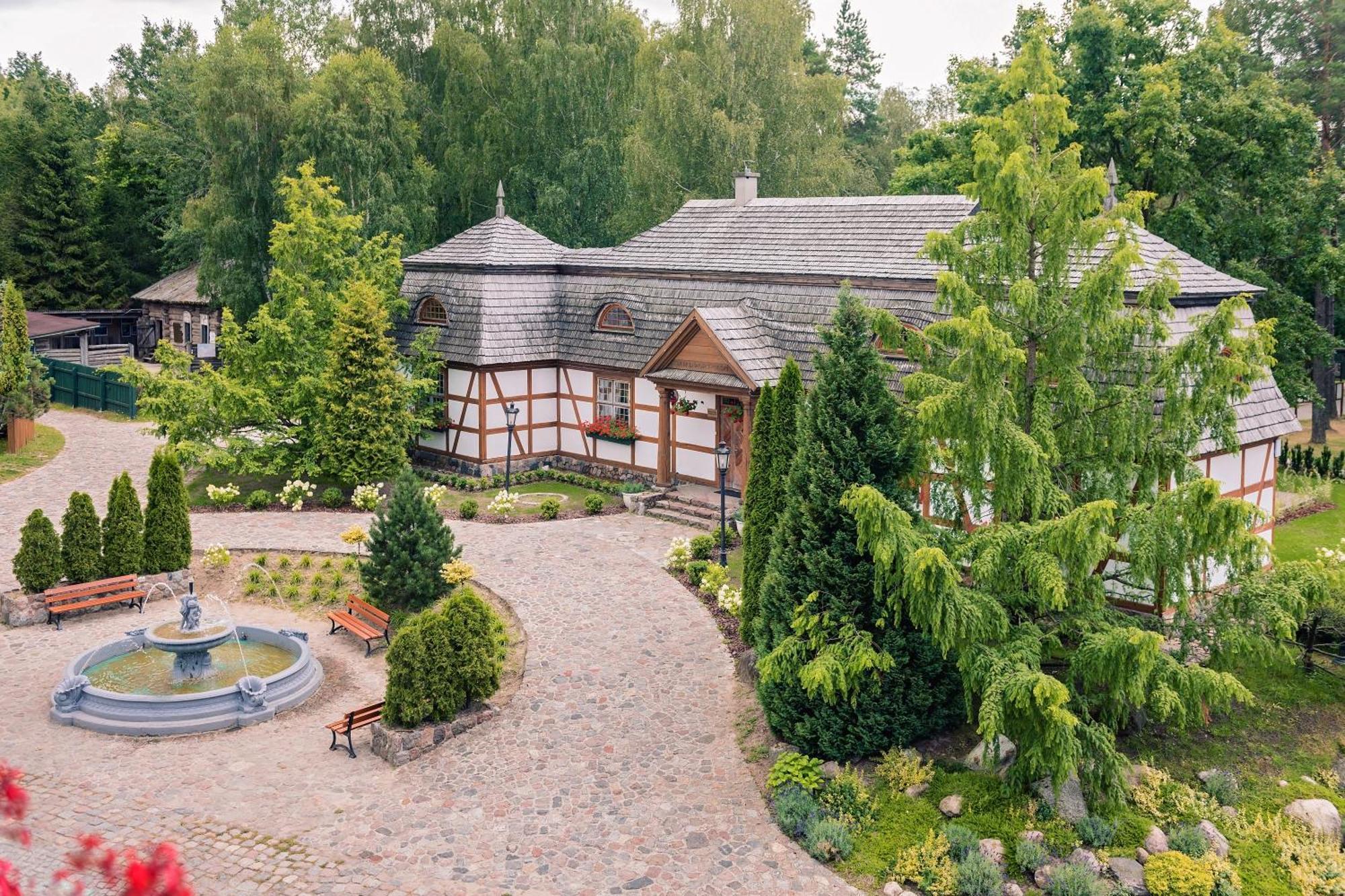 Hotel Szymbark Exteriér fotografie